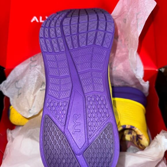 Just in 💫| TYR Techknit RNR - 1 Running Shoe Yellow/Purple M 6.5 W 8 - Picture 3 of 4